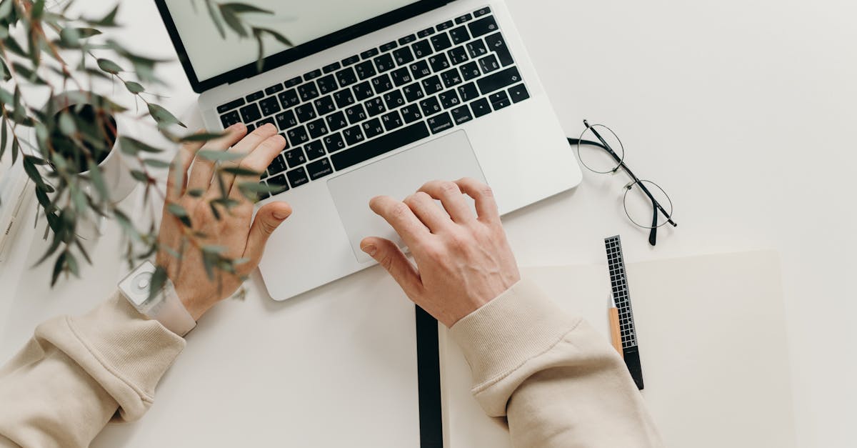 Best Practices for Choosing the Right LED Laptop Screen