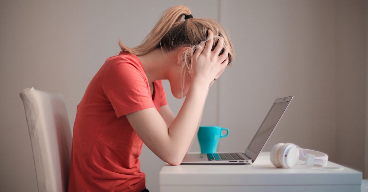 Financial Planning for Unexpected Costs During Screen Replacement